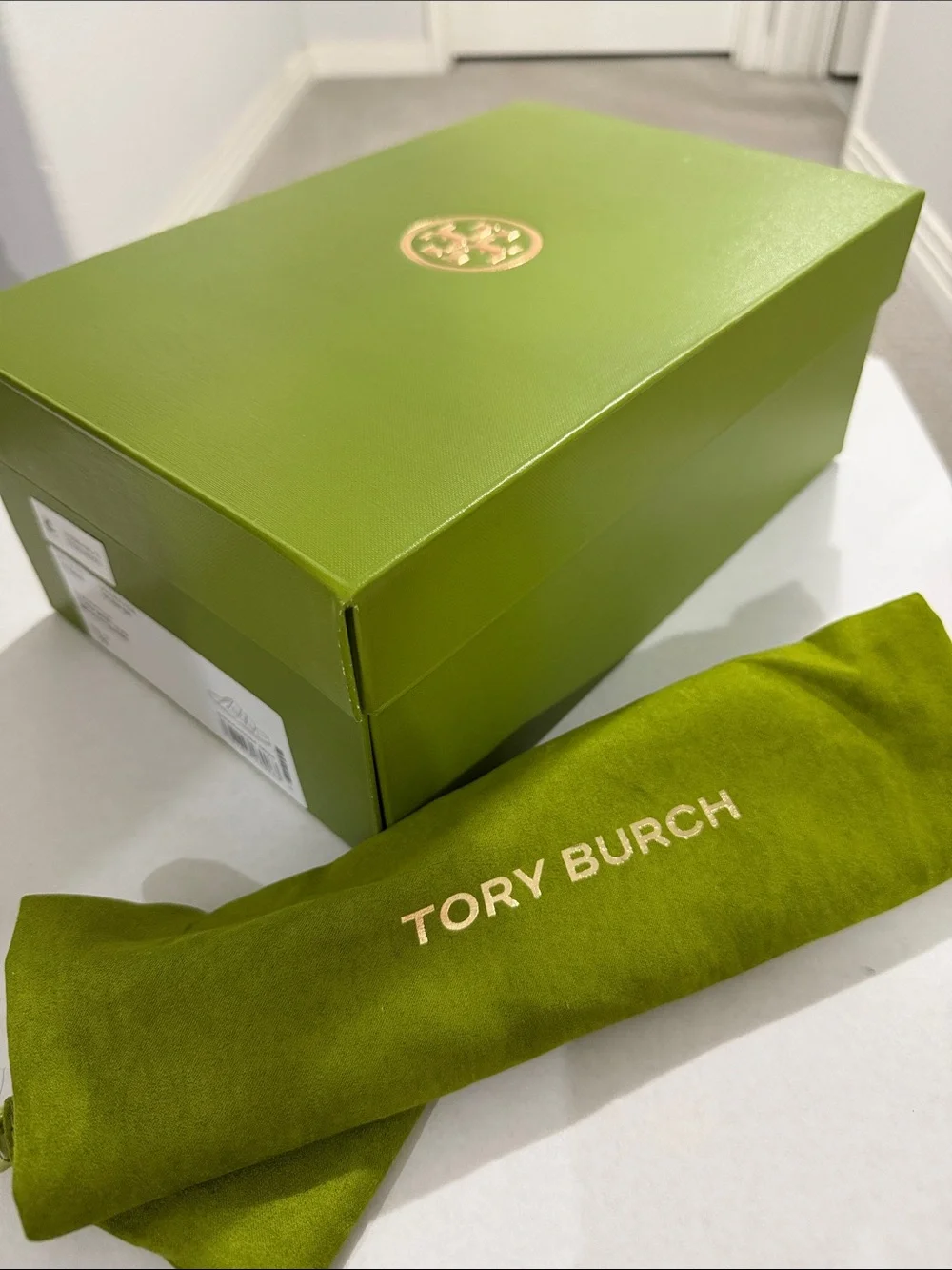 Tory Burch Bright Lime Green Box with Gold Logo and Matching Dust Bag